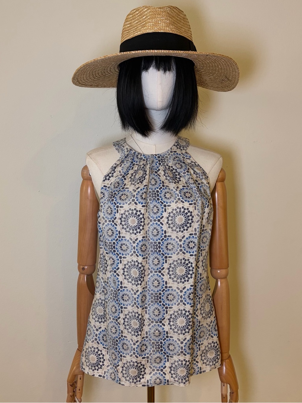 Tommy Bahama 100% Linen Sleeveless Halter Top S